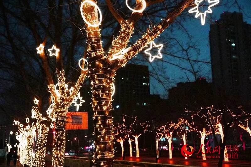 �ʵ����ҳ�����