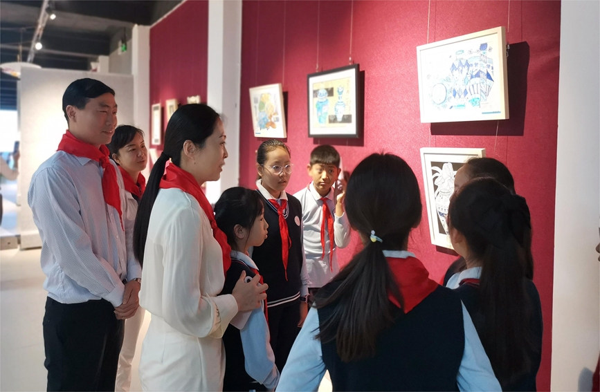 洛阳市第一实验小学“器象万千”美术展