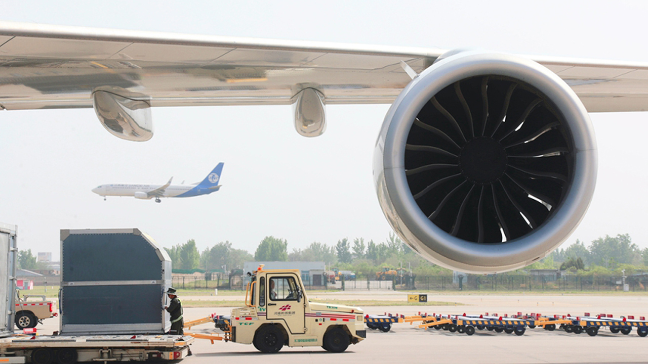 河南空中“双枢纽”建设加速度