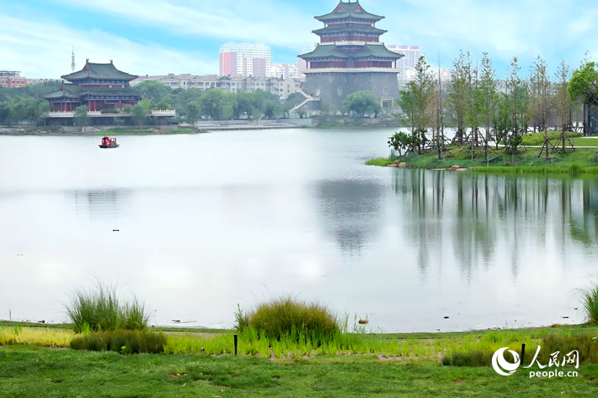 金明池风景如画。人民网记者 王佩摄