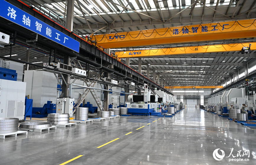 洛轴智能工厂。人民网记者 王玉兴摄