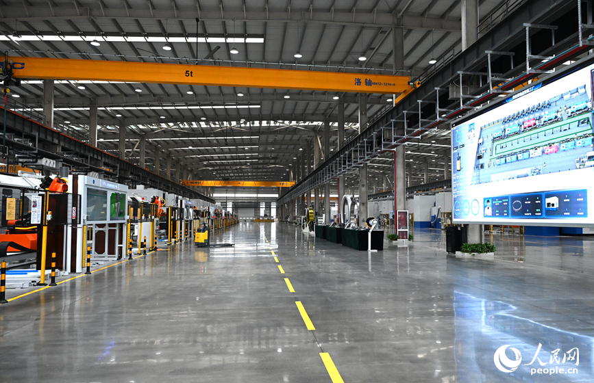 洛轴智能工厂。人民网记者 王玉兴摄