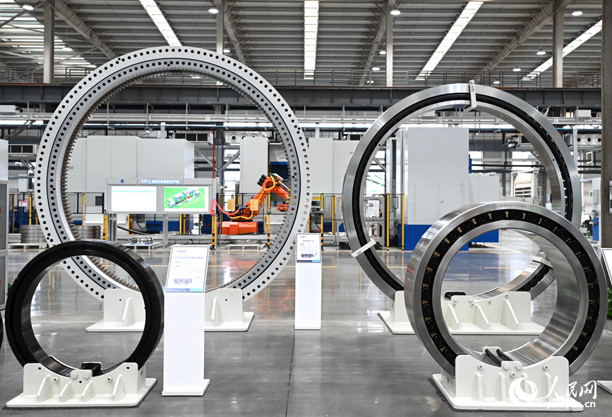  风电系列轴承。人民网记者 王玉兴摄