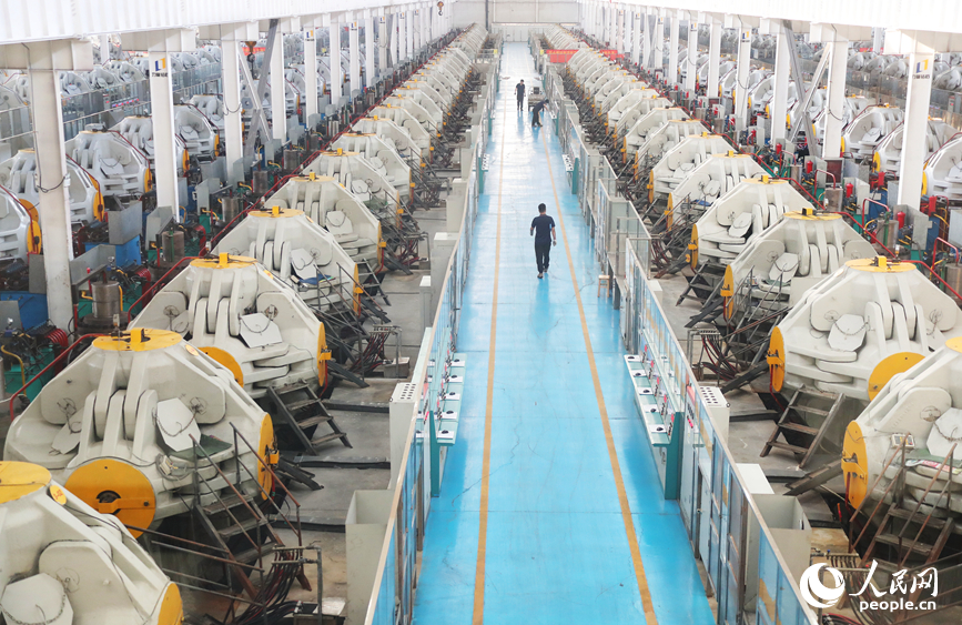 生产车间。人民网记者 霍亚平摄