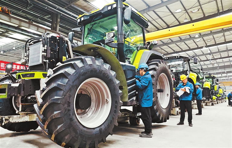 加快建设中原特色产业基地