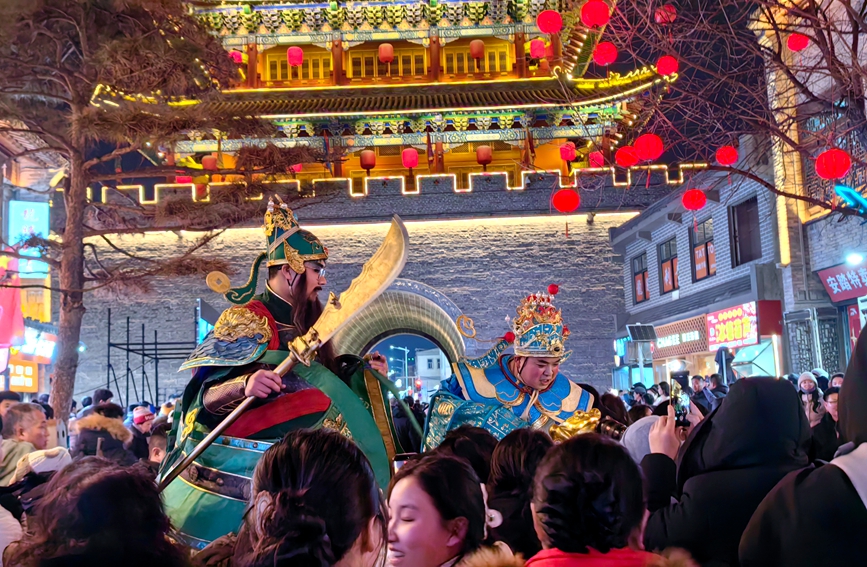 沉浸式互动体验。王军伟摄