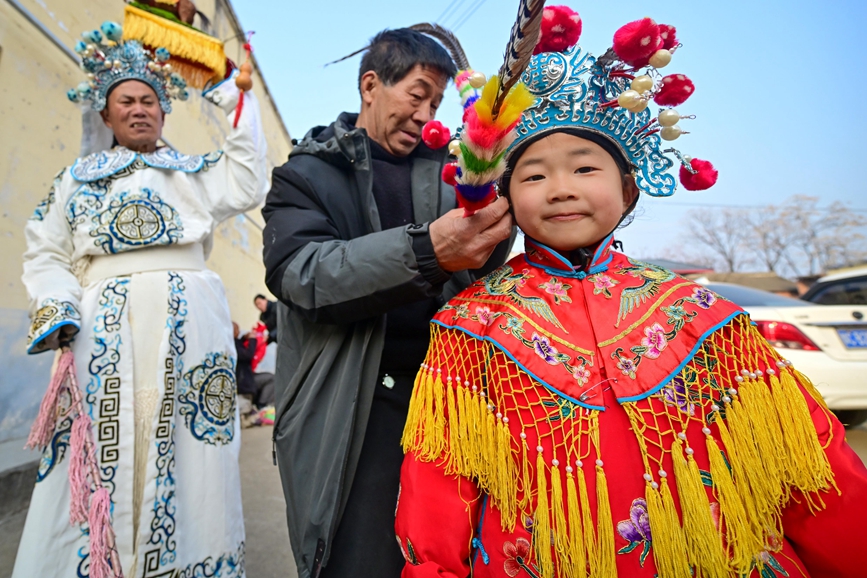 旧县背装。赵明辰摄