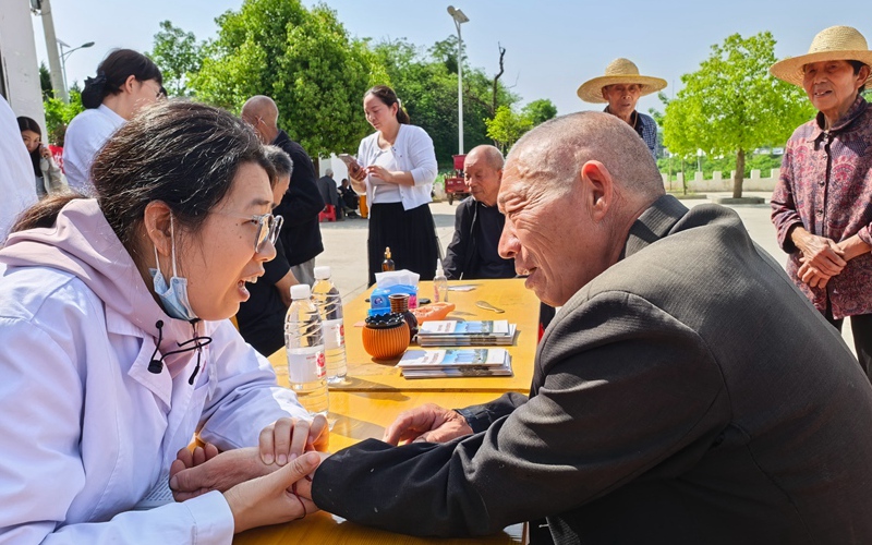 淅川：“民生小事”溢出“幸福指数”