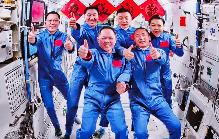 神舟二十三号航天员乘组顺利进驻“天宫” 中国航天员完成第8次“太空会师”