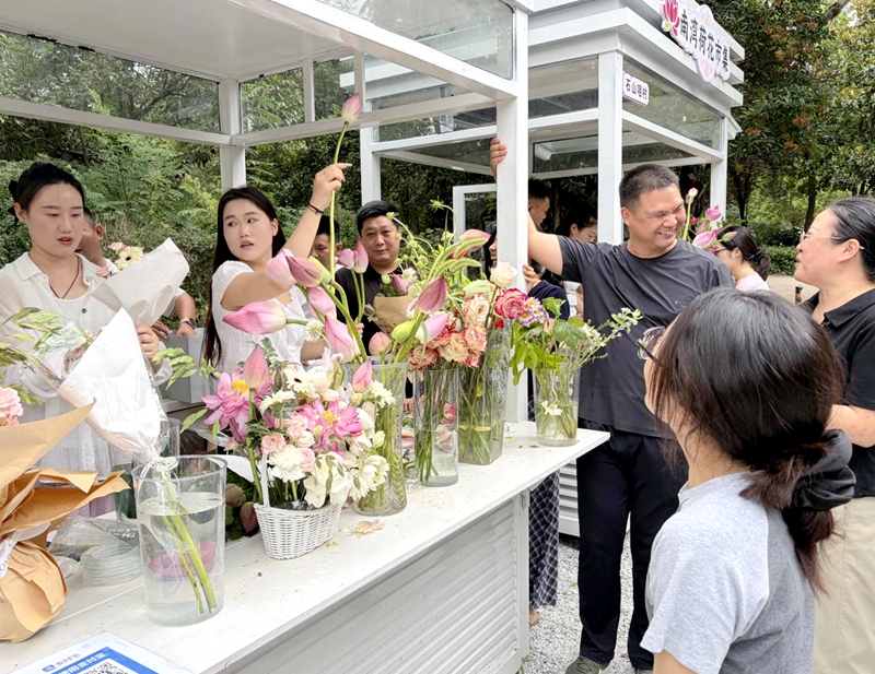 “美丽经济”赋能增收。信阳浉河区委宣传部供图